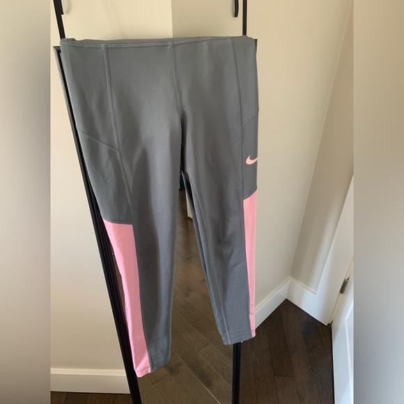 Kids grey Nike leggings - Picture 2 of 3